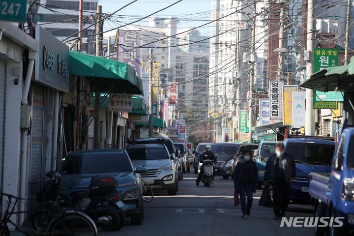 [서울=뉴시스] 김선웅 기자 = 서울 영등포구 문래동 철공단지의 모습. 2022.12.05. mangusta@newsis.com