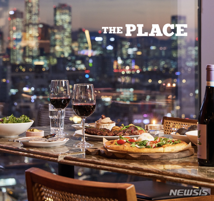 더플레이스, 호텔 스카이뷰 갖춘 '홍대 L7점' 오픈