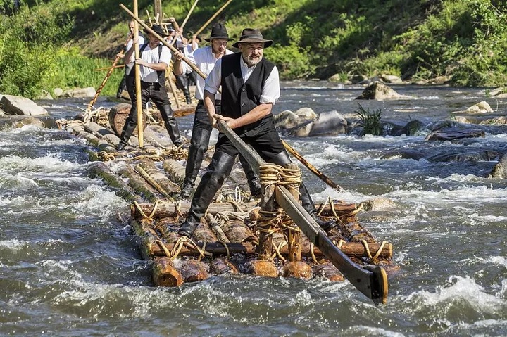 유네스코 인류무형문화유산 '뗏목타기'. (사진=체코관광청 제공) photo@newsis.com *재판매 및 DB 금지