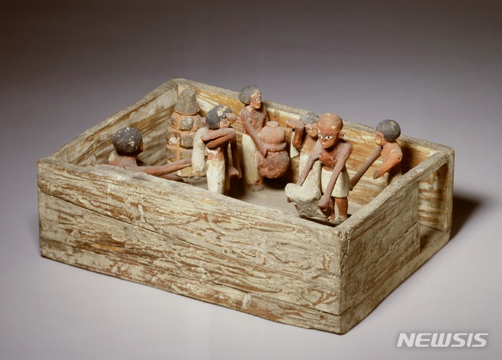 [서울=뉴시스]이집트 미라전, 양조장 모형