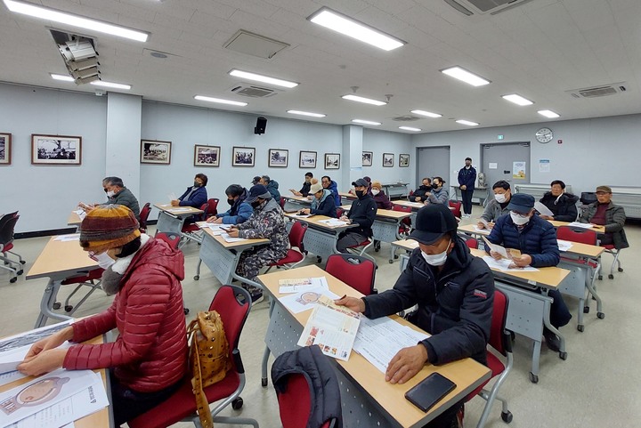 [함양=뉴시스] 함양 고종시 곶감축제 준비. *재판매 및 DB 금지