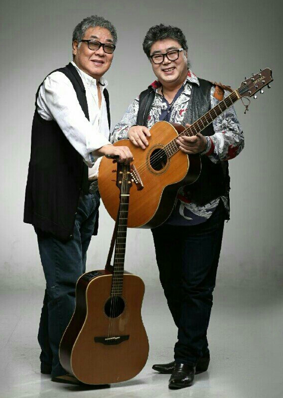 [서울=뉴시스] 둘다섯. 2022.12.15. (사진 = 박성서 대중음악평론가 제공) photo@newsis.com *재판매 및 DB 금지