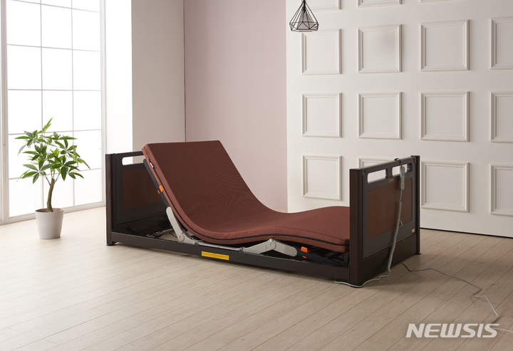 [서울=뉴시스] 플로어베드. (사진=한국시니어연구소 제공) 2022.12.22. photo@newsis.com