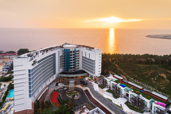 더위크앤 리조트와 서해 낙조 *재판매 및 DB 금지