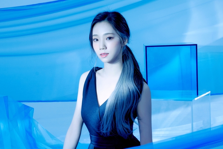 [서울=뉴시스] 우주소녀 여름. 2022.12.27. (사진 = 킹콩 by 스타쉽 제공) photo@newsis.com *재판매 및 DB 금지