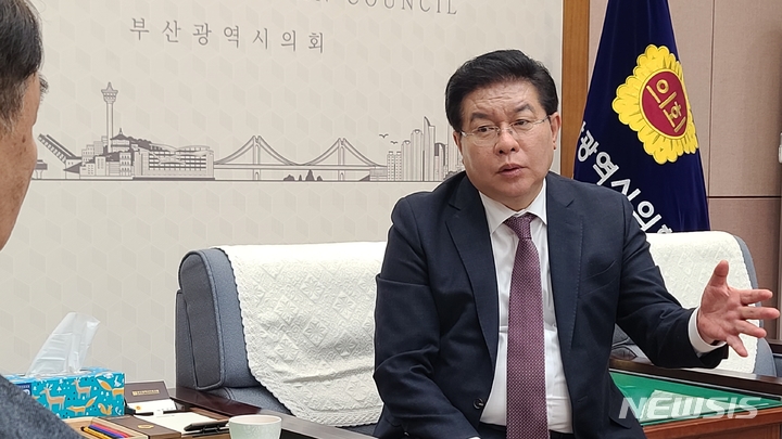 [부산=뉴시스] 권태완 기자 = 안성민 부산시의회 의장. 2022.12.28. kwon97@newsis.com 