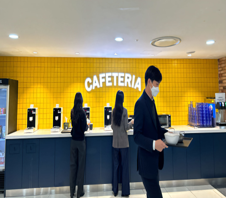 롯데백화점 창원점 직원식당 내 카페테리아 *재판매 및 DB 금지