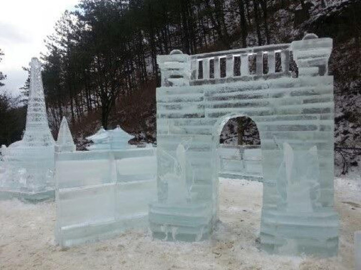 [거창=뉴시스]거창 금원산 얼음축제. *재판매 및 DB 금지