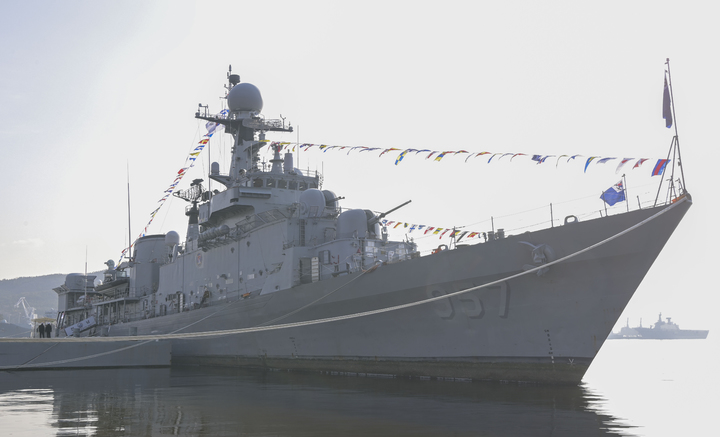 [서울=뉴시스] 30일 경남 진해 군항에서 전역하는 호위함 전남함(FF-957)이 정박해 있다. (사진=해군 제공) 2022.12.30. photo@newsis.com *재판매 및 DB 금지