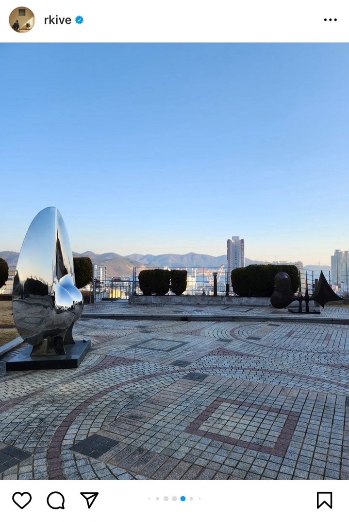 창원시립마산문신미술관 앞 마당 *재판매 및 DB 금지