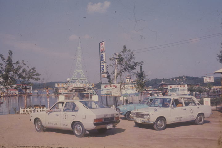 [수원=뉴시스] 1970년 원천유원지 전경. (사진=수원광교박물관 제공) 2023.01.05. photo@newsis.com *재판매 및 DB 금지