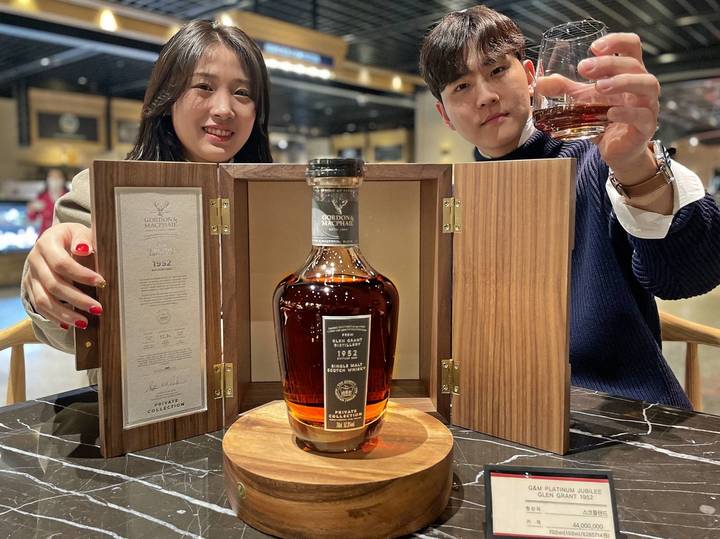  *재판매 및 DB 금지