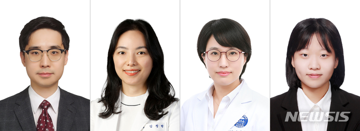 [서울=뉴시스]왼쪽부터 경희의료원 디지털헬스센터 연동건 교수, 국군수도병원 김정현 교수, 분당차병원 신정우 교수, 구민지 학생 연구원. (사진= 경희의료원 제공) 2023.01.11