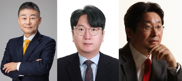 고종완(왼쪽부터) 한국자산관리연구원장, 이은형 대한건설정책연구원 연구위원, 박원갑 KB국민은행 부동산 수석전문위원 *재판매 및 DB 금지