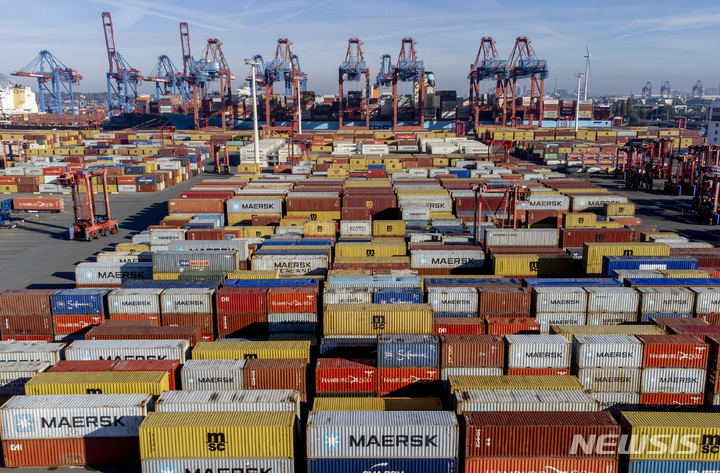 [AP/뉴시스] 2022년 10월 독일 함부르크항의 컨테이너