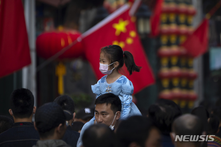 中전문가 "중국 실제출산율 0.7명…한국보다 더 낮아"