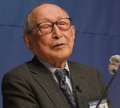 [서울=뉴시스] 김형석 연세대 명예교수. 2023.01.22. (사진 = TV조선 제공) photo@newsis.com *재판매 및 DB 금지