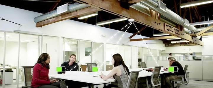 [서울=뉴시스] 이스라엘 무선총전 기업 와이차지(Wi-Charge)의 적외선(IR) 기반 무선충전 개념도. (사진=와이차지 제공) 2023.01.26 photo@newsis.com *재판매 및 DB 금지