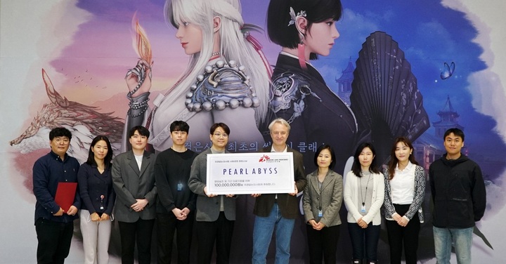 펄어비스 ‘검은사막’, ‘검은사막 모바일’ 이용자와 함께한 나눔 이벤트를 통해 국제 의료구호 단체 ‘국경없는의사회’에 1억원을 전달했다고 27일 밝혔다. (사진=펄어비스 제공) *재판매 및 DB 금지