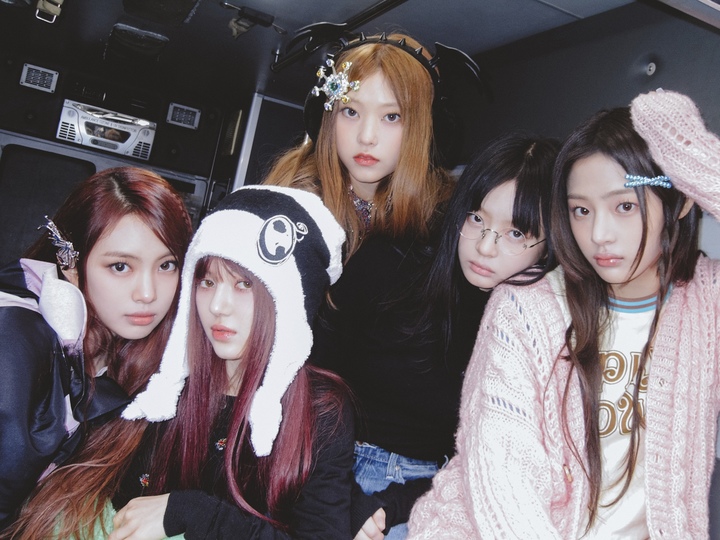 [서울=뉴시스] 2023.01.31.(사진 = 어도어 제공) photo@newsis.com *재판매 및 DB 금지