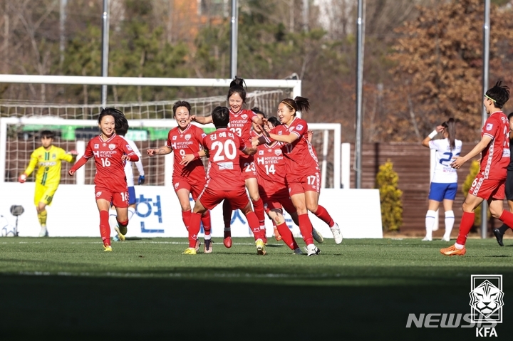 [서울=뉴시스]WK리그 인천 현대제철. (사진=대한축구협회 제공)
