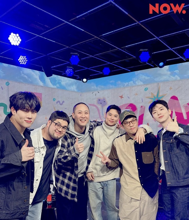 [서울=뉴시스] 네이버 '플레이' 단체사진 2023.01.31 (사진= 네이버 NOW, 공식 SNS 제공) photo@newsis.com&nbsp; *재판매 및 DB 금지