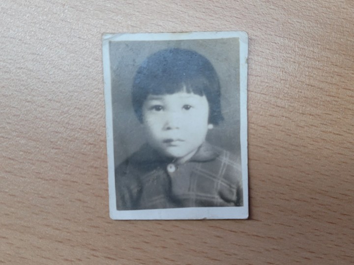 31일 오후 서울 동작구 동작경찰서에서 열린 장기실종자 가족 상봉식에서 언니 장희재씨가 동작경찰서에 실종신고를 접수할 때 쓴 장희란씨의 5세 시절 사진을 공개했다. 2023.01.31 *재판매 및 DB 금지