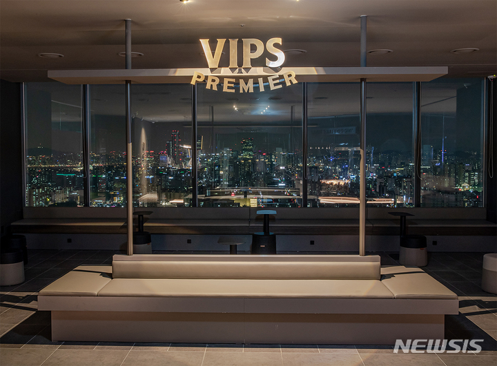 "마스크 벗는 봄이 온다"…출점 속도 높이는 외식 프랜차이즈