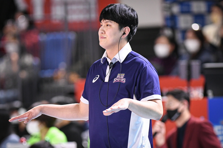[서울=뉴시스]김대경 흥국생명 감독 대행. 2023.02.03. (사진=한국배구연맹 제공) *재판매 및 DB 금지