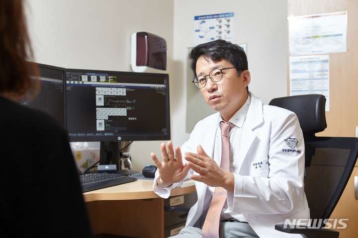 [서울=뉴시스]이상호 강동경희대병원 신장내과 교수. (사진= 강동경희대병원 제공) 2023.02.07. photo@newsis.com