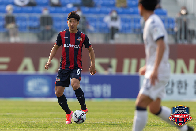 [서울=뉴시스]수원FC 박주호. 2023.02.07. (사진=수원FC 제공) *재판매 및 DB 금지