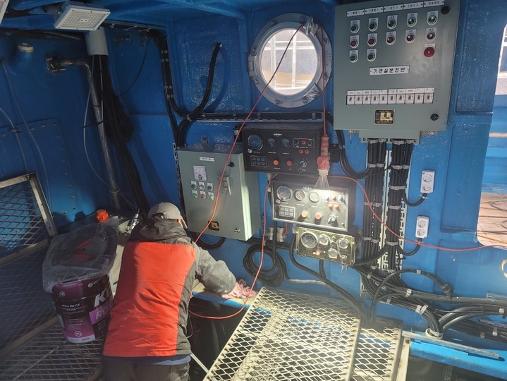 [목포=뉴시스] 김혜인 기자 = 전복되기 전 청보호 기관실 내부. 2023.02.07. (사진=독자제공) photo@newsis.com&nbsp; *재판매 및 DB 금지