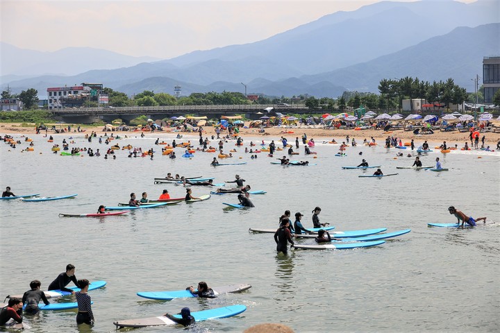 물치해수욕장. *재판매 및 DB 금지