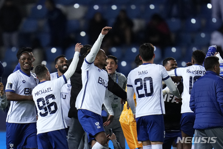 [탕헤르(모로코)=AP/뉴시스]FIFA 클럽월드컵 결승 진출한 알힐랄 