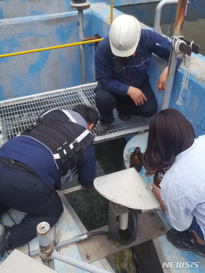 [인천=뉴시스] 서구, 환경오염물질 배출사업장 지도·점검 