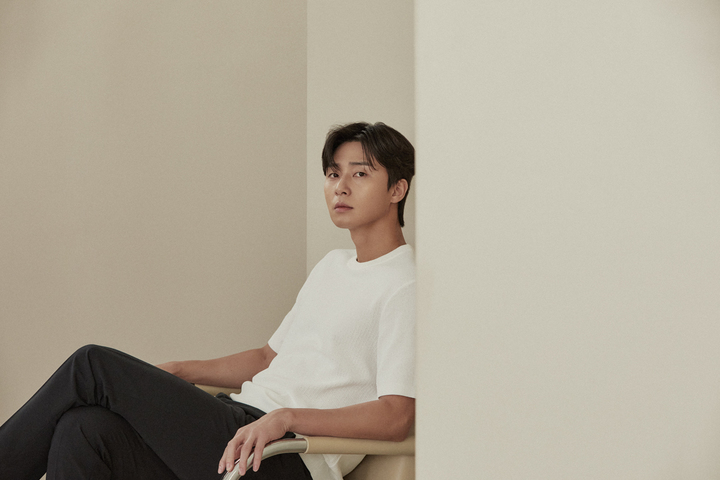 [서울=뉴시스] 박서준 2023.02.09 (사진=지오지아) photo@newsis.com *재판매 및 DB 금지&nbsp; *재판매 및 DB 금지