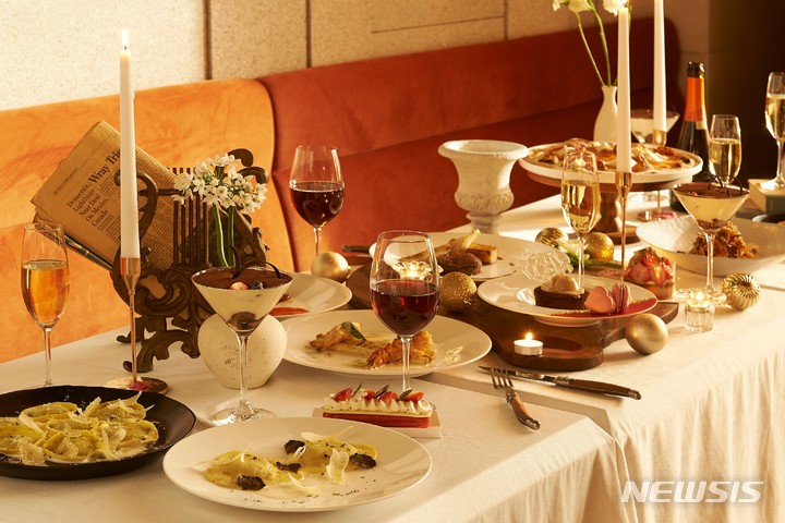 제주신화월드 '라 벨라, 더 로맨틱'