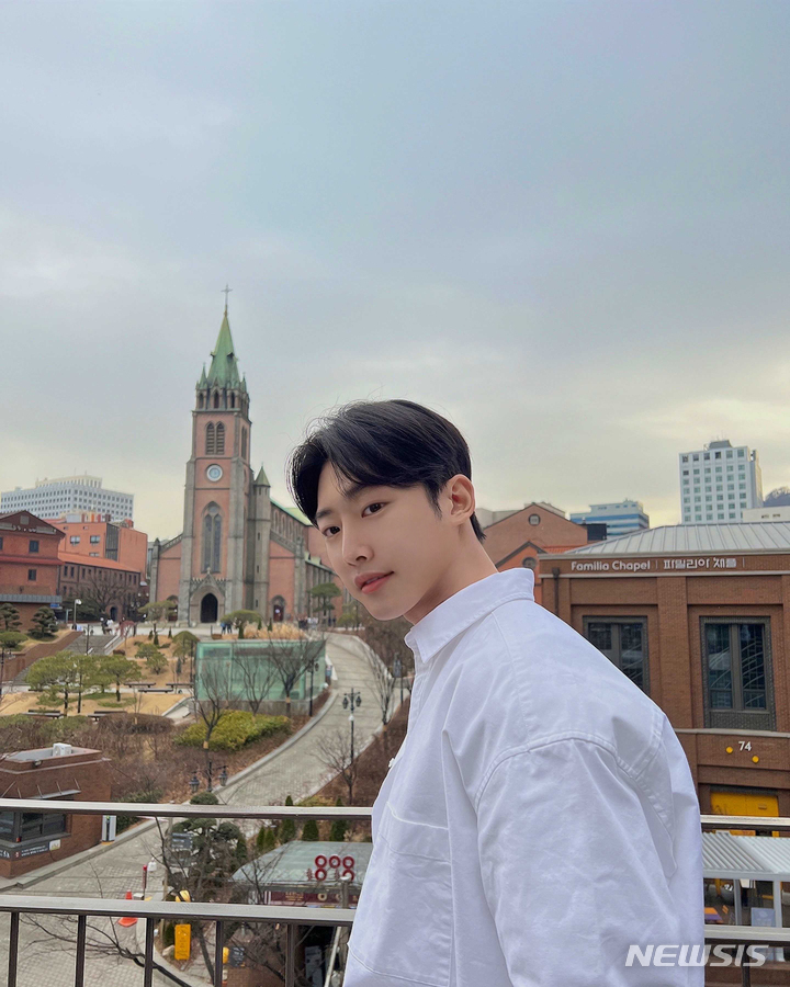 [서울=뉴시스] AI스타트업 스캐터랩이 지난 2일 남자 AI 챗봇인 '강다온'을 정식 출시했다. (사진=스캐터랩 제공) 2022.02.10. photo@newsis.com