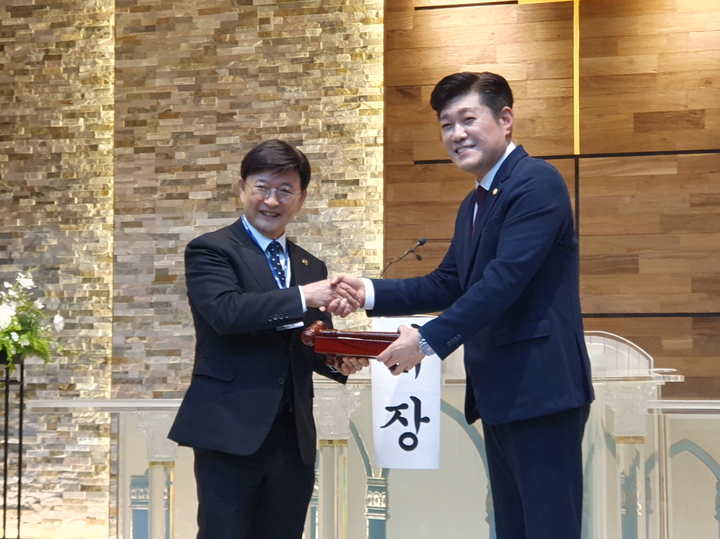 [서울=뉴시스] 한국기독교총연합회 제28대 대표회장으로 선출된 정서영 대표목사 (사진=한국기독교총연합회 제공) 2023.02.15. photo@newsis.com *재판매 및 DB 금지