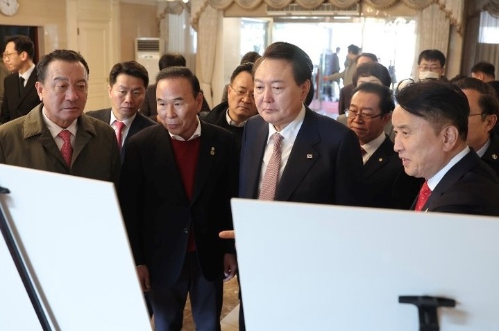 청남대 둘러보는 윤석열 대통령 *재판매 및 DB 금지