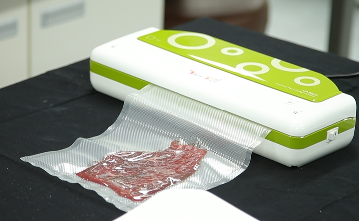 쇠고기 진공포장 모습. (사진 = 농촌진흥청 제공) *재판매 및 DB 금지