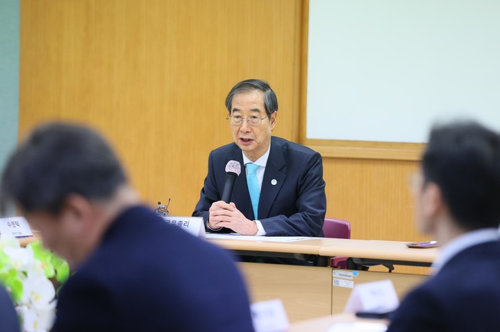 [서울=뉴시스] 한덕수 국무총리가 발언하고 있다. (사진=총리실 제공) 2023.02.22. photo@newsis.com *재판매 및 DB 금지