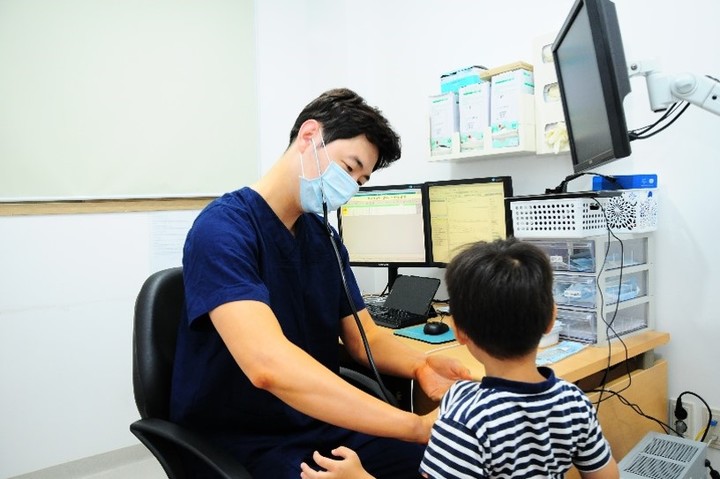 [포항=뉴시스] 강진구 기자 = 경북 포항시는 지난 2017년 전국 최초로 포항성모병원에 시에서 지원하는 24시간 소아응급센터를 개소해 소아 응급환자의 진료체계 강화에 힘쓰고 있다.(사진=포항시 제공) 2023.02.24.photo@newsis.com    *재판매 및 DB 금지