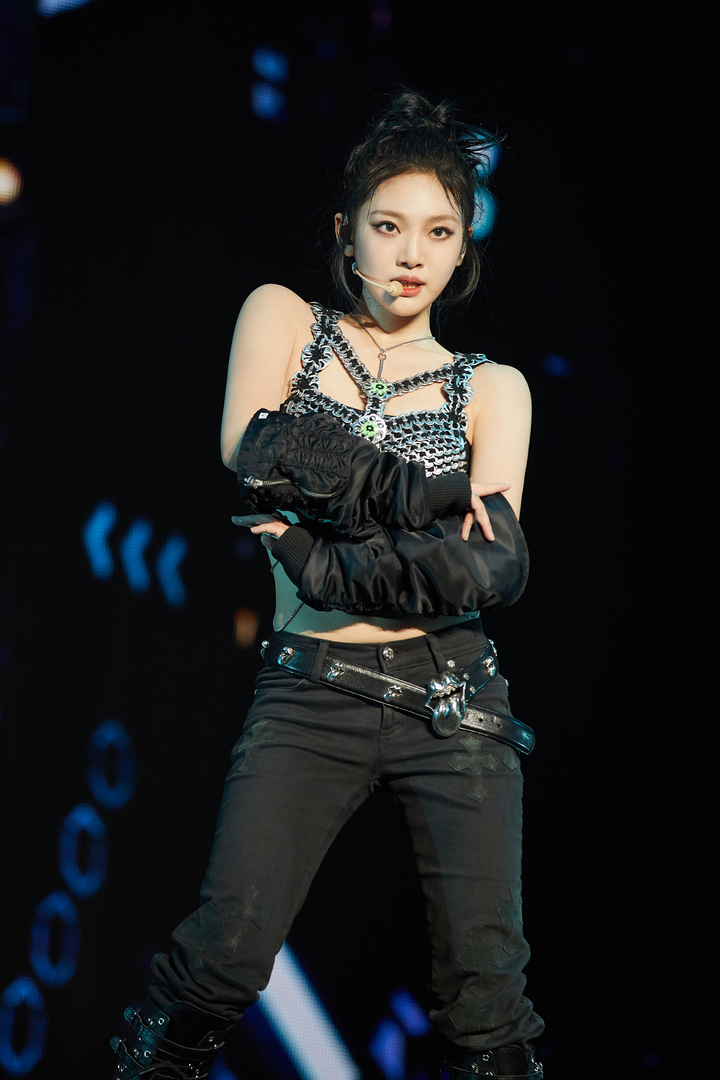 [서울=뉴시스] 닝닝, 에스파 첫 콘서트 모습. 2023.02.25. (사진 = SM엔터테인먼트 제공) photo@newsis.com *재판매 및 DB 금지