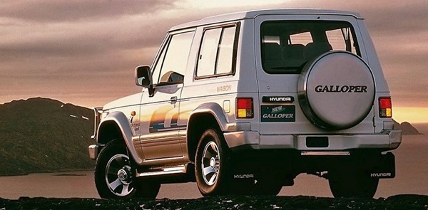 [서울=뉴시스] 현대모비스의 전신 현대정공이 1991년 출시한 사륜구동 SUV 갤로퍼는 2003년 단종까지 12년간 국내외 시장에서 인기를 끌었다. (사진=카이즈유데이터연구소 제공) 2023.02.28 photo@newsis.com *재판매 및 DB 금지