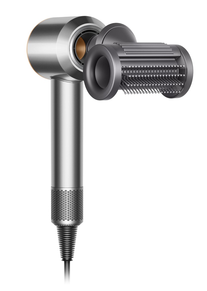 [서울=뉴시스]플라이어웨이 스무더 노즐이 부착된 다이슨 슈퍼소닉 헤어 드라이어. (사진 = 업체 제공) 2023.2.28. photo@newsis.com *재판매 및 DB 금지