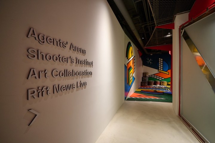 라이엇 게임즈는 인천국제공항에 조성한 ‘라이엇 아케이드 ICN’이 누적 방문객 5만 명을 돌파했다고 2일 밝혔다. (사진=라이엇 게임즈) *재판매 및 DB 금지