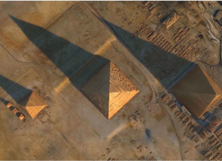 [서울=뉴시스]이집트 기자의 대 피라미드. 이집트의 고대 고고학자들이 세계 최대의 기자 피라미드에 숨겨진 터널을 발견했다고 발표했다고 헤리티지 데일리닷컴이 2일 보도했다. <사진 출처 : 헤리티지 데일리닷컴> 2023.3.2