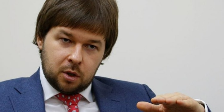 [서울=뉴시스]2018년 푸틴에 의해 러시아 에너지부 차관에 임명된 37세의 젊은 차관이 파벨 소로킨 등 신세대 전문관료들이 서방의 대러 제재를 무력화하는데 큰 역할을 하고 있다. (출처 러시아 석유회사 Rogtec 홈페이지) 2023.3.3. *재판매 및 DB 금지