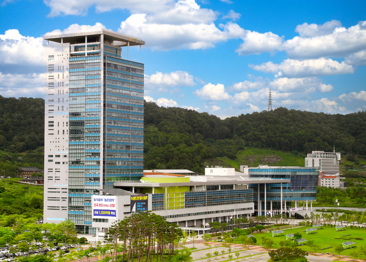 전남도 5개 출연기관 수장 공백 장기화...조직운영 부담↑ - 뉴스 썸네일 이미지